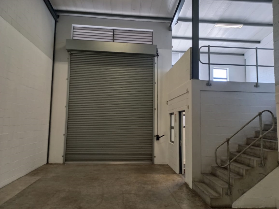 To Let commercial Property for Rent in Maitland Western Cape